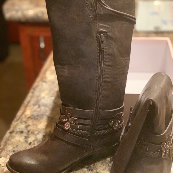Girls Riding Boots - Picture 2 of 6